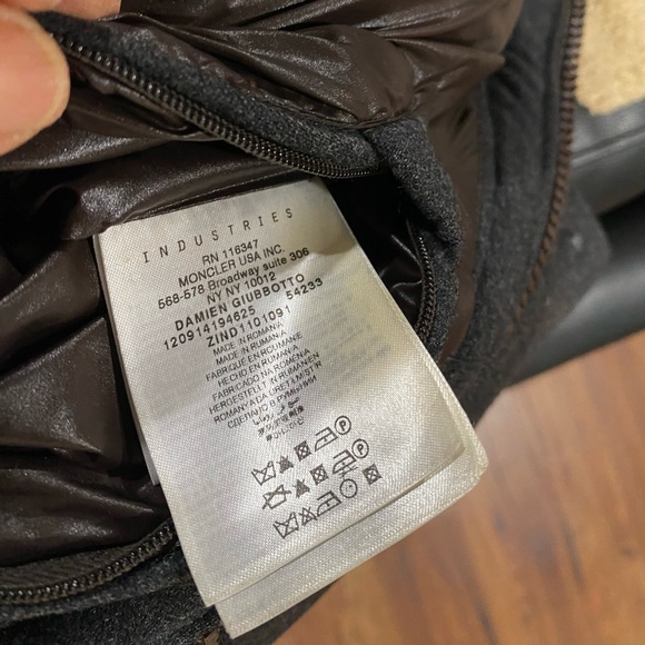 Moncler Moncler Gray wool and brown corduroy fur down. - Picture 10 of 16